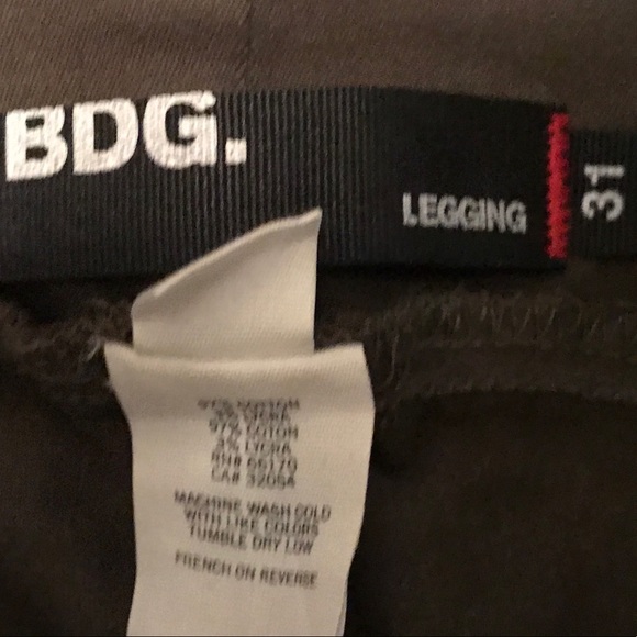 BDG Olive Green Pants - Picture 5 of 5